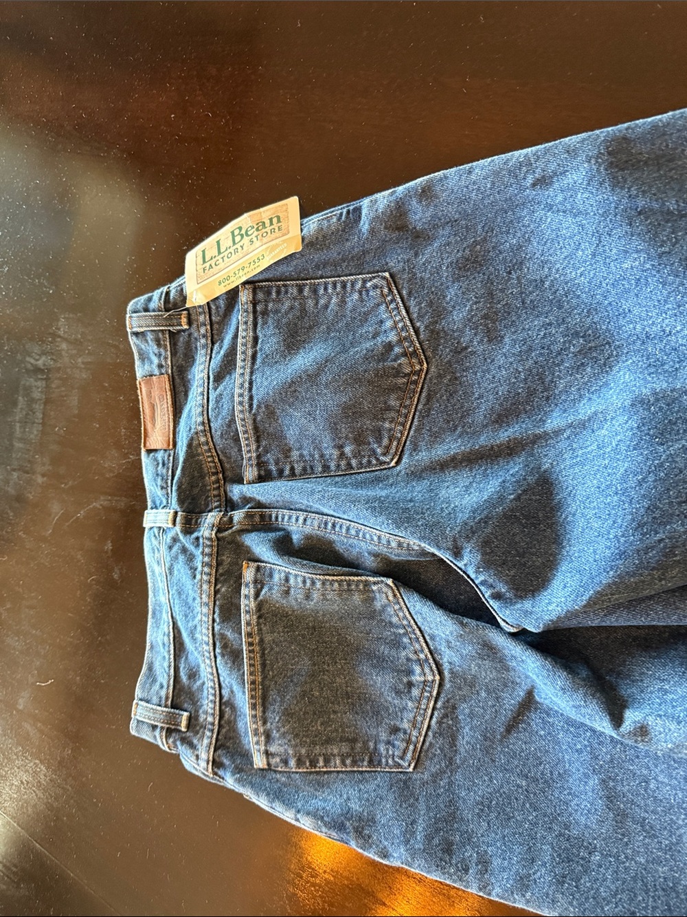 LLBEAN FACTORY NEW WITH TAGS
10P with 26 inseam fit much smaller to me maybe 27 - Picture 3 of 3